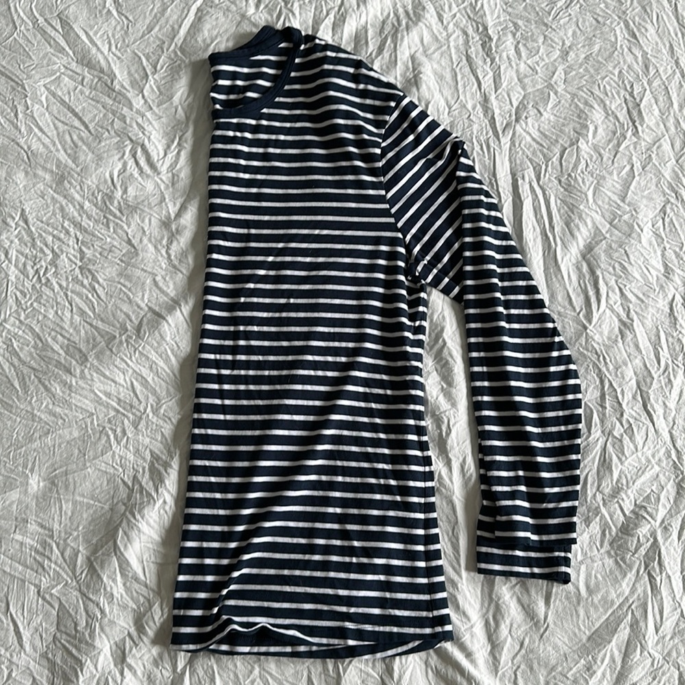 XL Lululemon Longe Sleeve T-Shirt